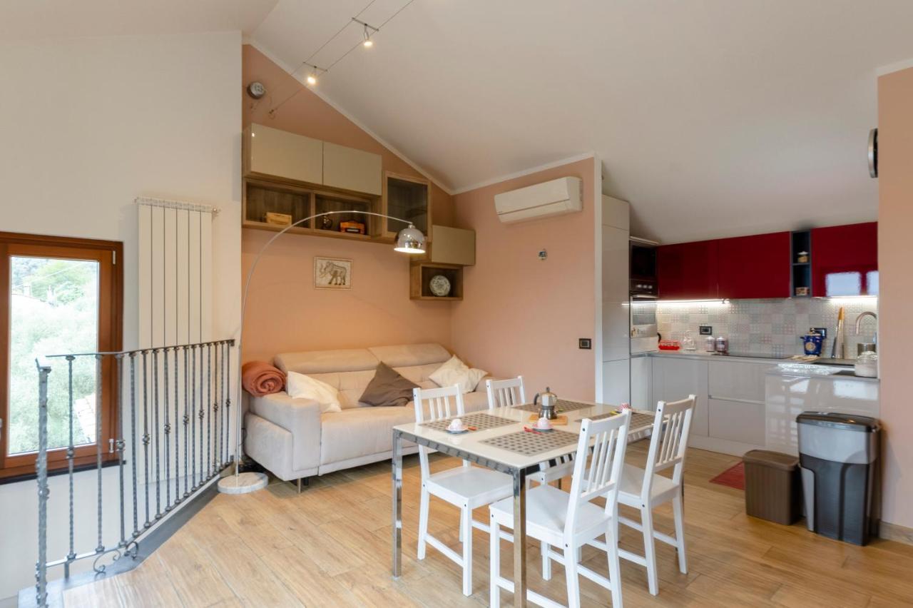 Апартаменты Altido Splendid Flat With Terrace & Magnificent View Breccanecca Экстерьер фото