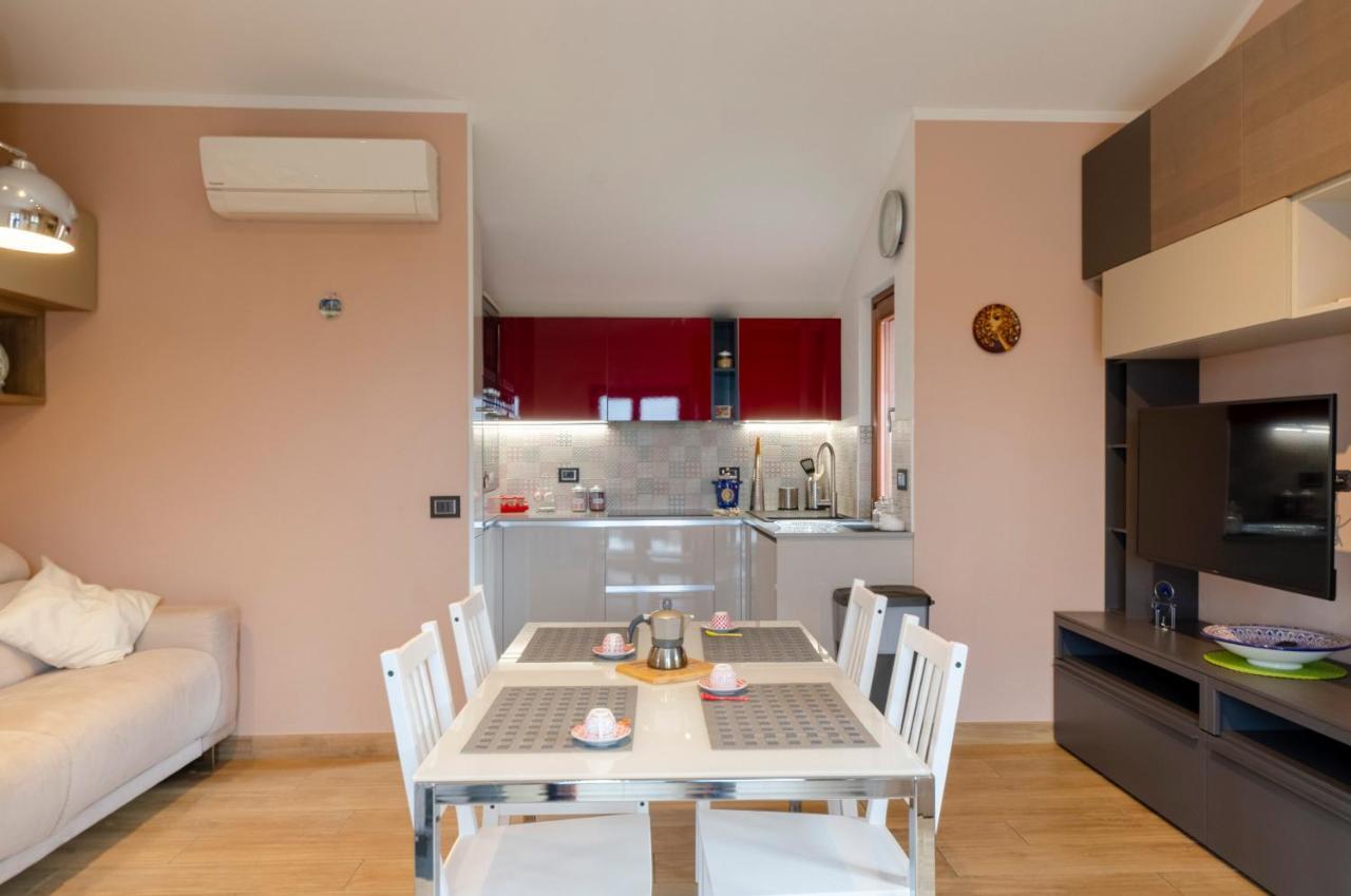 Апартаменты Altido Splendid Flat With Terrace & Magnificent View Breccanecca Экстерьер фото
