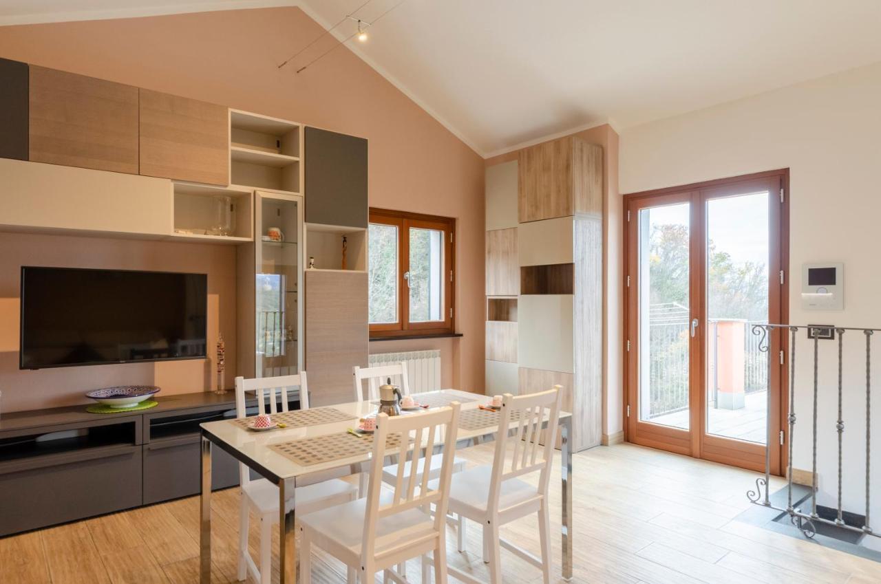 Апартаменты Altido Splendid Flat With Terrace & Magnificent View Breccanecca Экстерьер фото