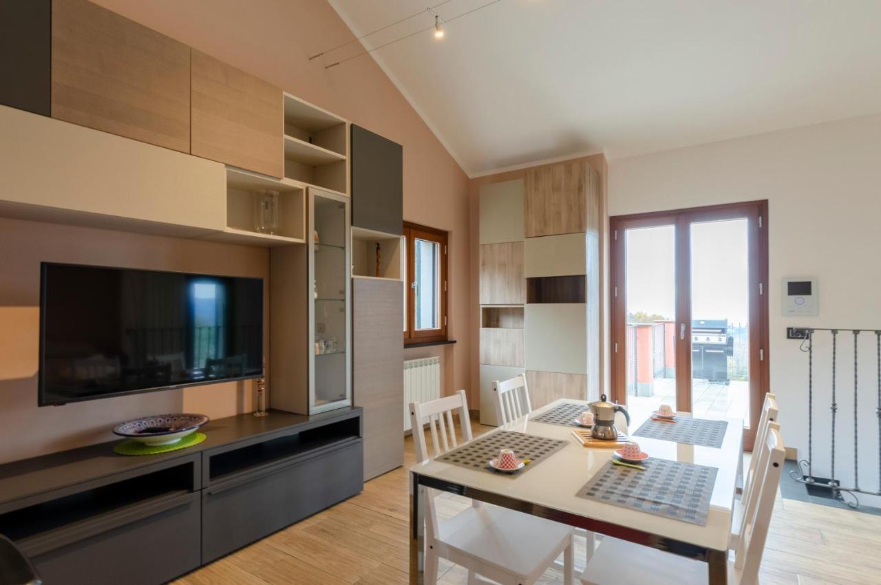 Апартаменты Altido Splendid Flat With Terrace & Magnificent View Breccanecca Экстерьер фото