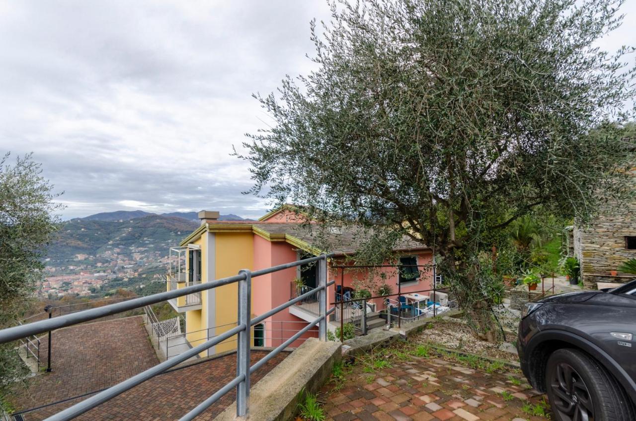 Апартаменты Altido Splendid Flat With Terrace & Magnificent View Breccanecca Экстерьер фото
