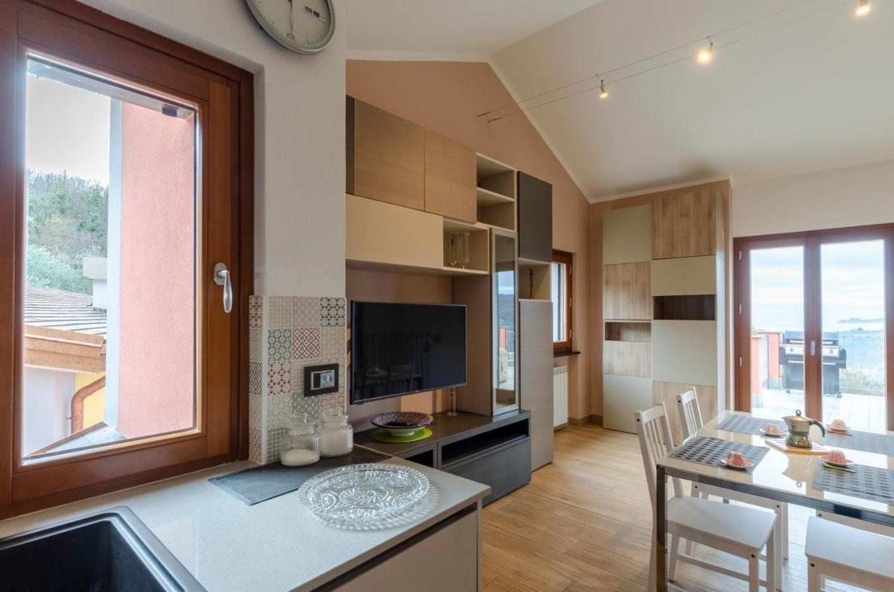 Апартаменты Altido Splendid Flat With Terrace & Magnificent View Breccanecca Экстерьер фото